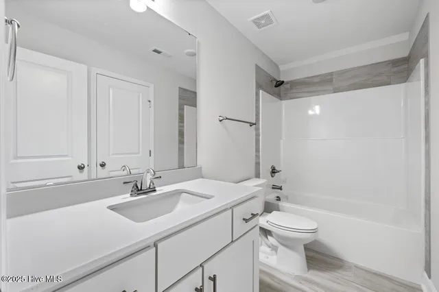 $465,000 | 16020 Caddie Court, Wagram, NC 28396