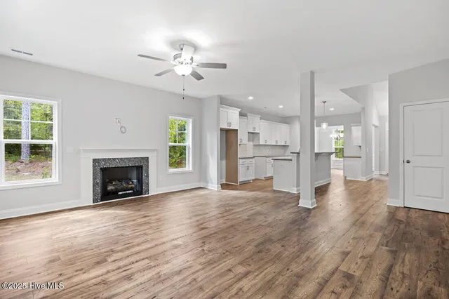 $465,000 | 16020 Caddie Court, Wagram, NC 28396