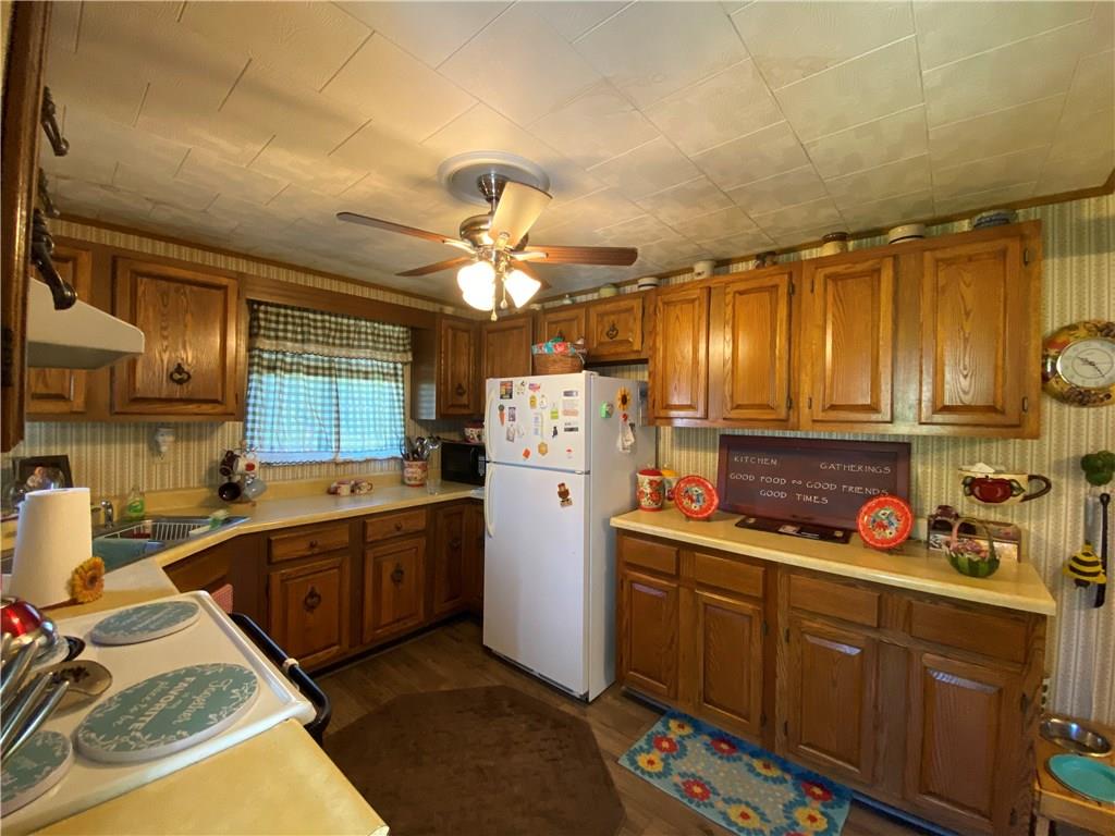 110 Level Alley Rices Landing, PA 15357 - Photo 8 of 25 Gallery Image 8