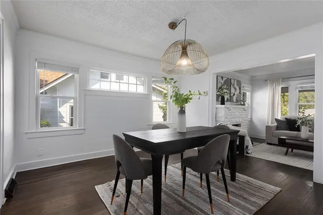 $195,000 | 5214 Woodland Avenue, Kansas City, MO 64110