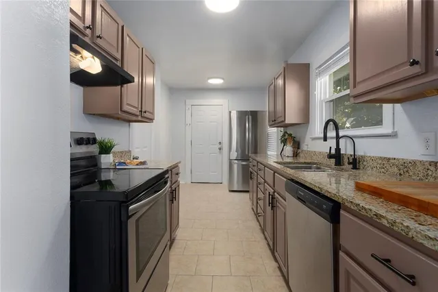 $195,000 | 5214 Woodland Avenue, Kansas City, MO 64110