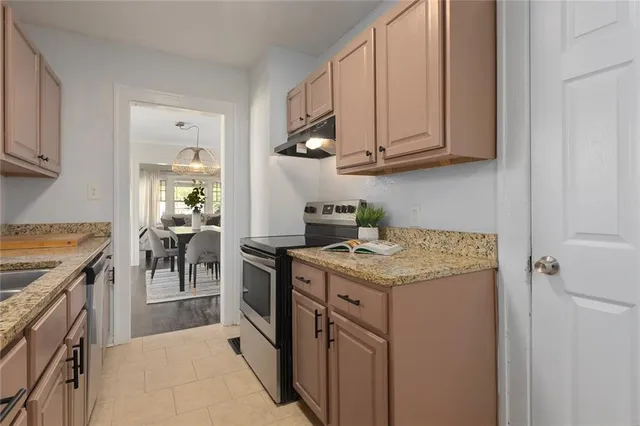 $195,000 | 5214 Woodland Avenue, Kansas City, MO 64110