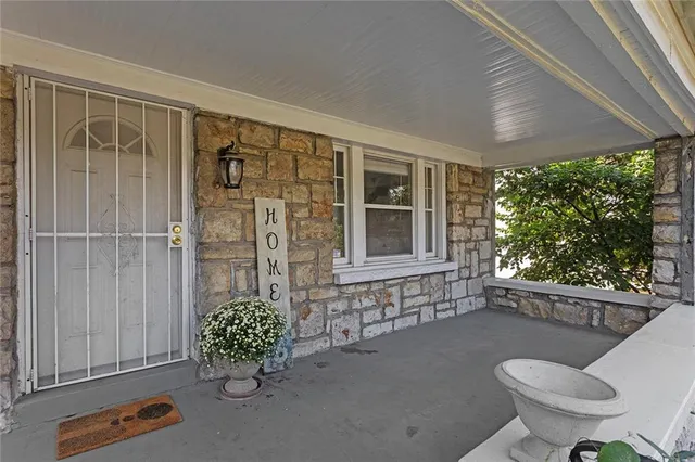 $195,000 | 5214 Woodland Avenue, Kansas City, MO 64110