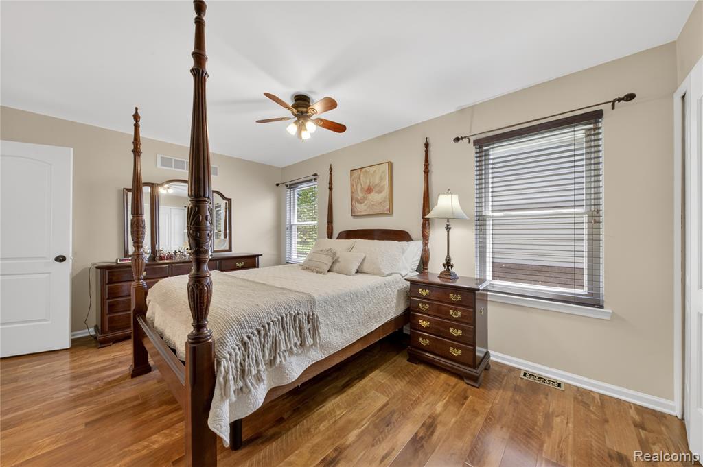 44570 Ridgefield Road Canton, MI 48188 - Photo 20 of 31