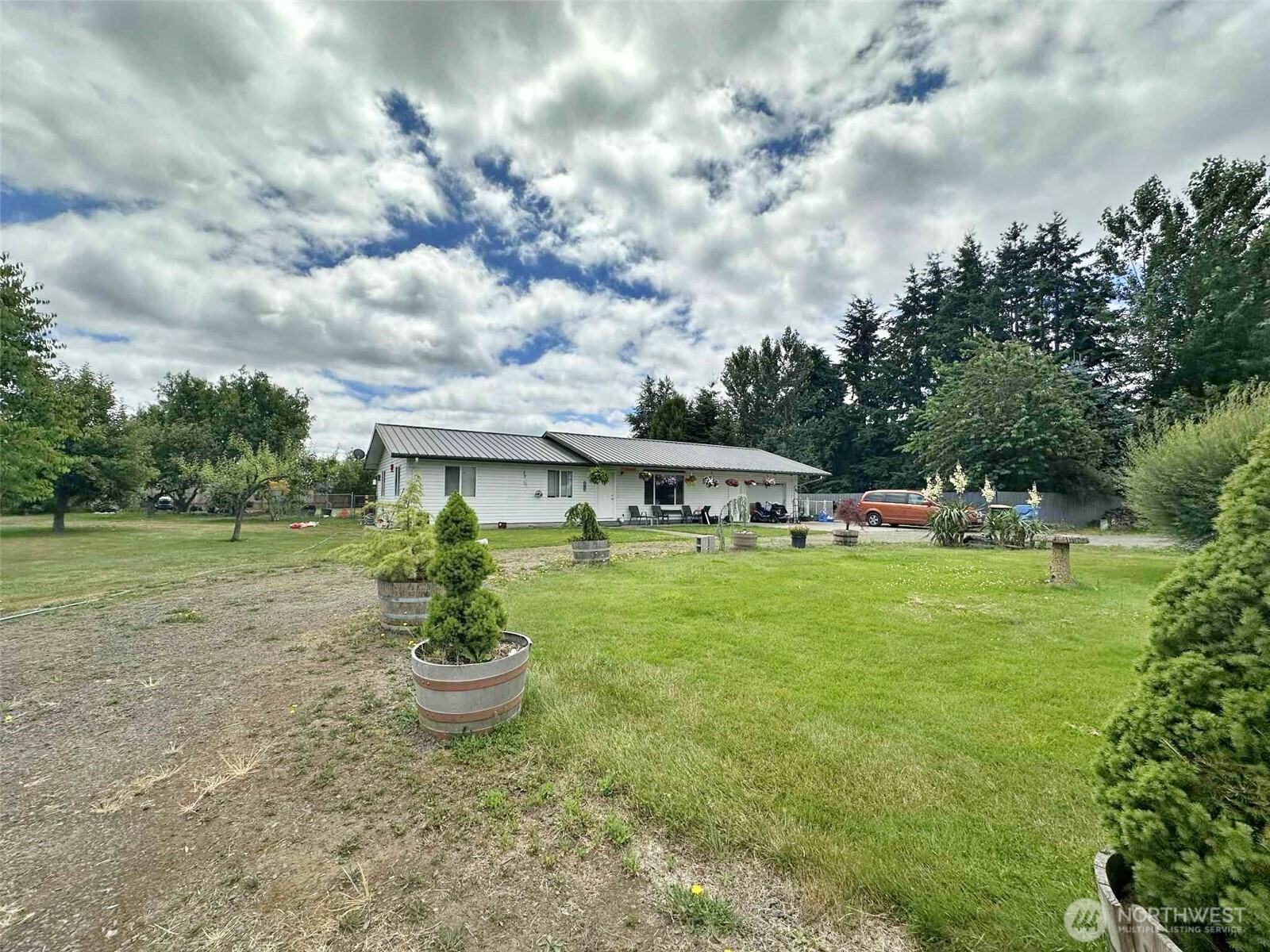 119 Brim Road Onalaska, WA 98570 - Photo 2 of 14 a view of a house with a yard