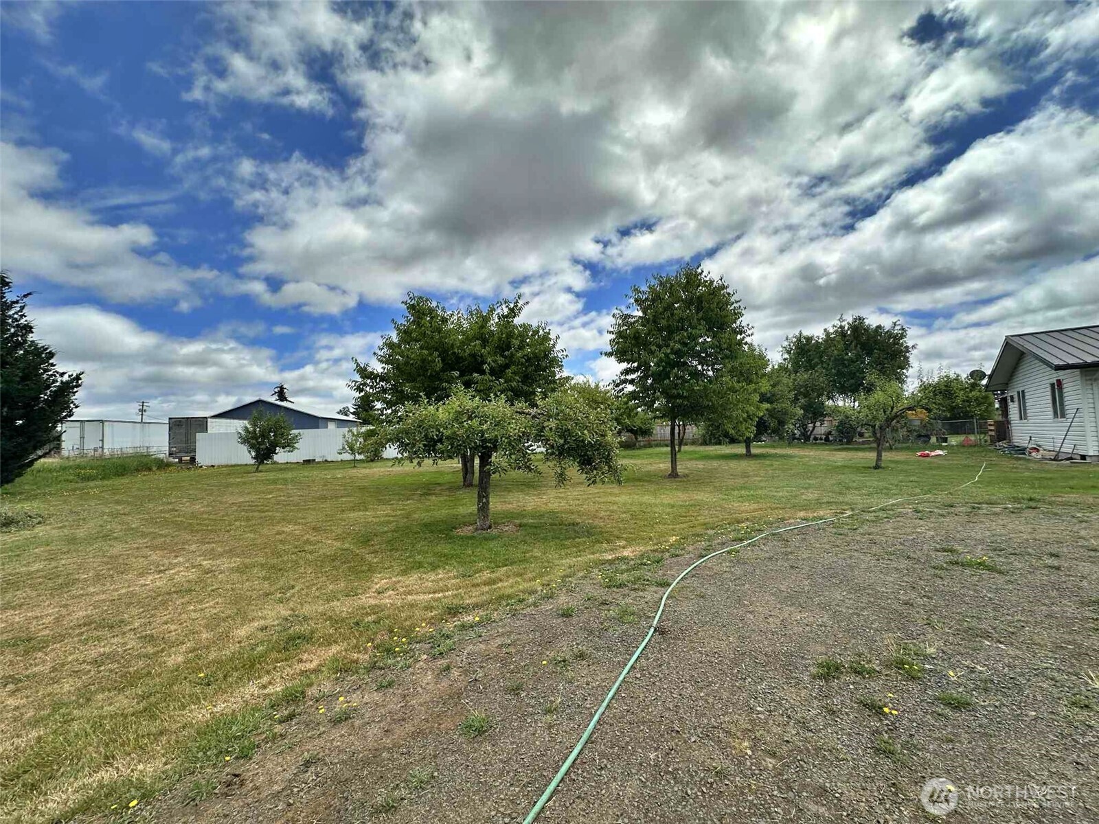 119 Brim Road Onalaska, WA 98570 - Photo 9 of 14 a view of a basketball court
