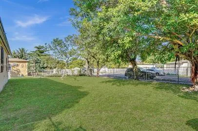 $2,200 | 10430 Northwest 5th Avenue, Miami, FL 33150