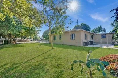 $2,200 | 10430 Northwest 5th Avenue, Miami, FL 33150