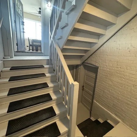 $2,550 | 1337 South Austin Boulevard, Unit 2, Cicero, IL 60804