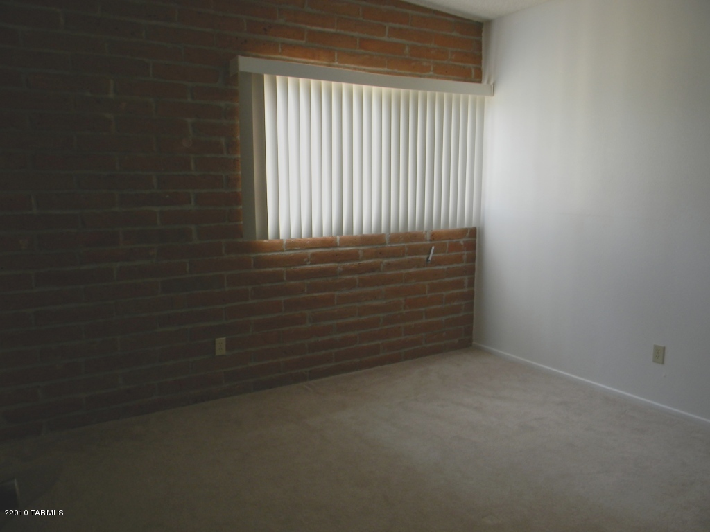 16042 West Ridgemoor Avenue Tucson, AZ 85736 - Photo 14 of 24