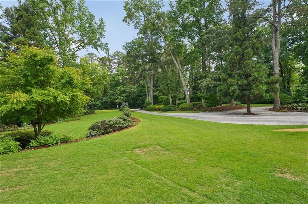 5091 Miller Road Southwest Lilburn, GA 30047 - Photo 10 of 88