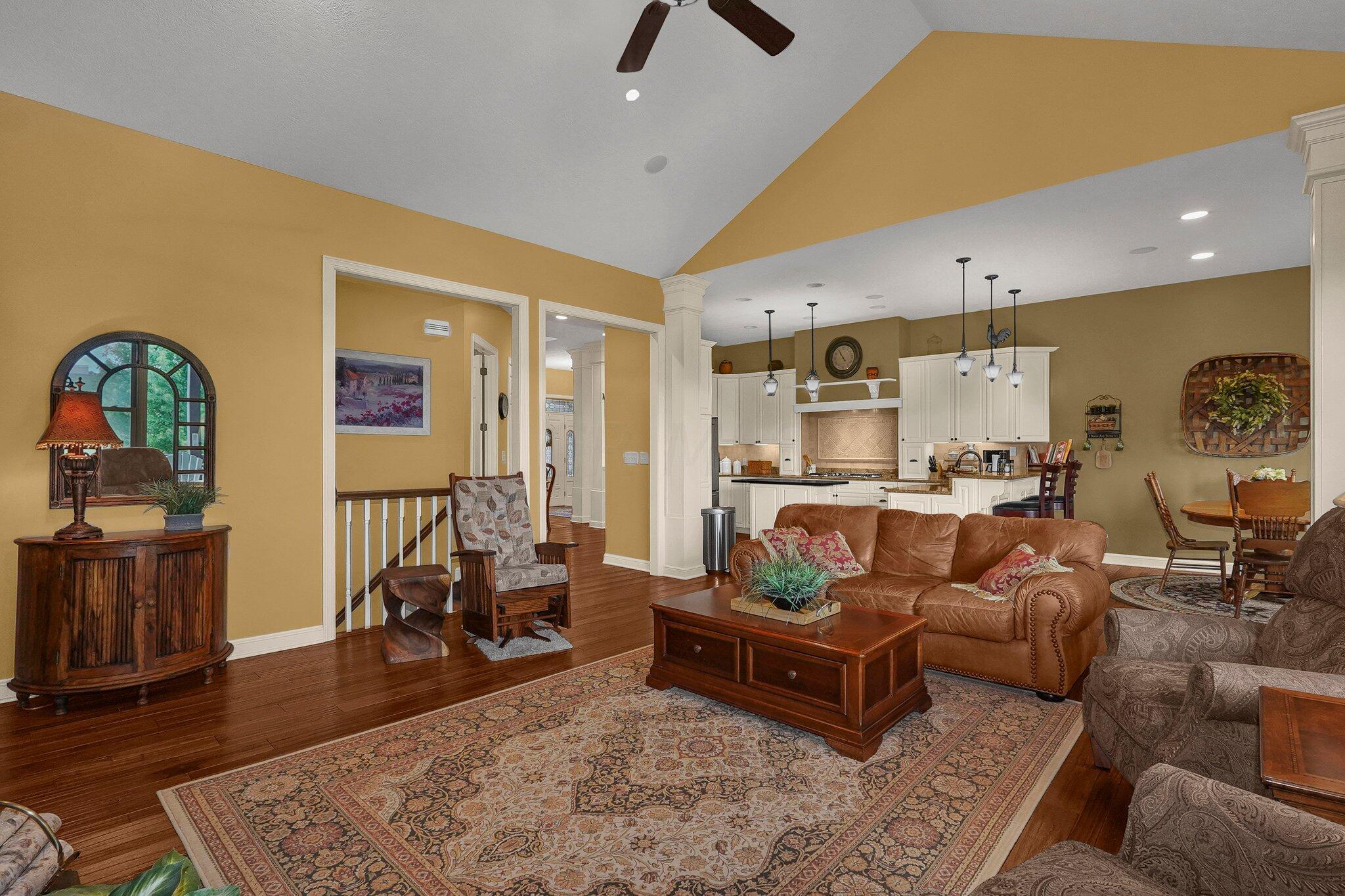 18780 Winchester Road Circleville, OH 43113 - Photo 12 of 78 great room