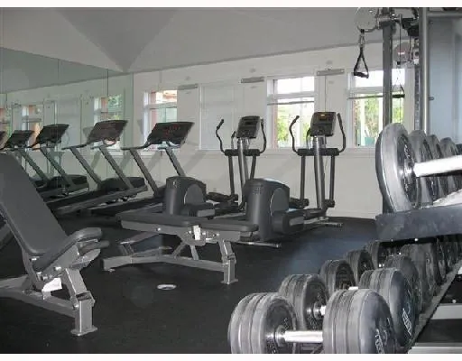 a view of a tennis court