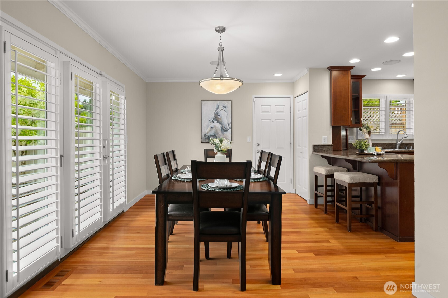 14518 112th Avenue Northeast Kirkland, WA 98034 - Photo 9 of 38