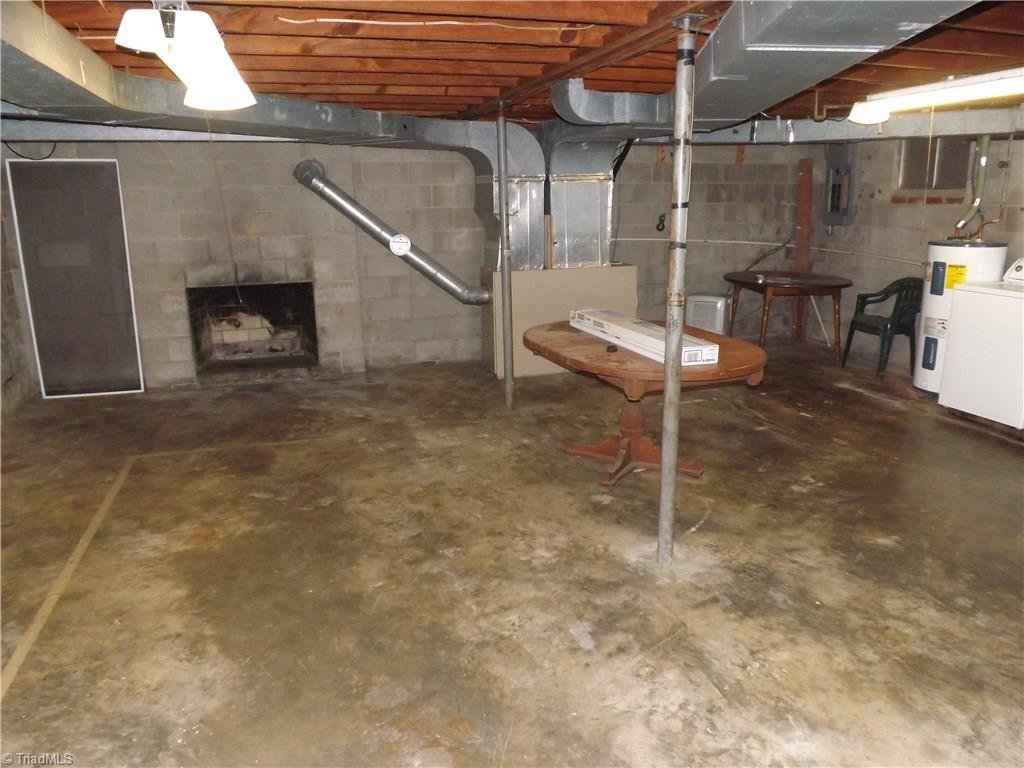 5564 Davis Road Walkertown, NC 27051 - Photo 16 of 22 Gallery Image 16