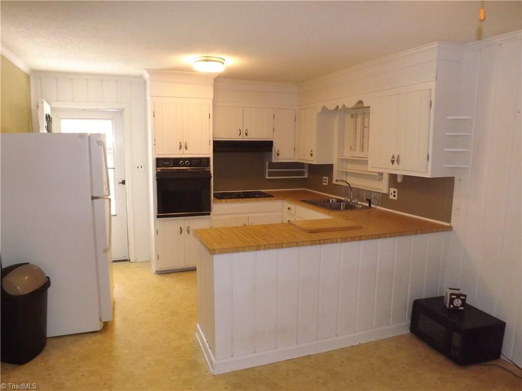 5564 Davis Road Walkertown, NC 27051 - Photo 7 of 22 Gallery Image 7