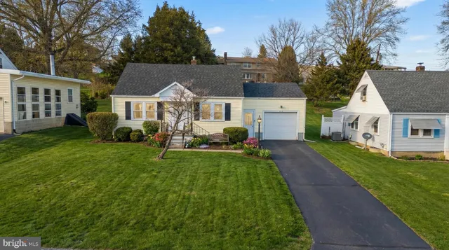 $275,000 | 2619 Eldridge Avenue, Easton, PA 18045