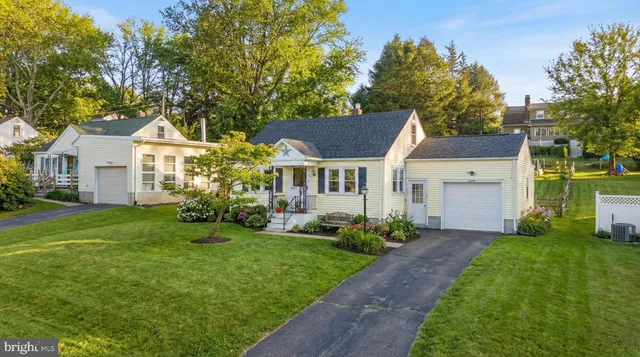 $275,000 | 2619 Eldridge Avenue, Easton, PA 18045