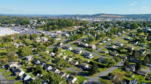 $275,000 | 2619 Eldridge Avenue, Easton, PA 18045