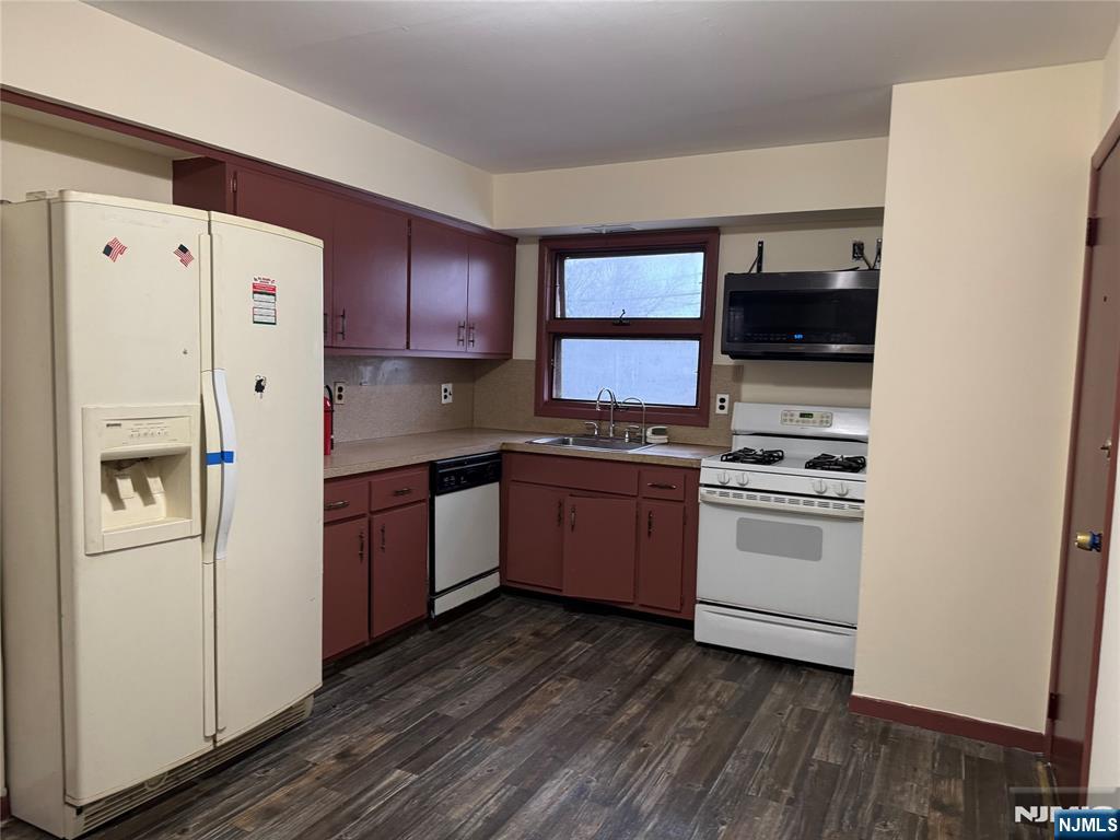 4 Chestnut Street, Unit 1 Rutherford, NJ 07070 - Photo 13 of 29