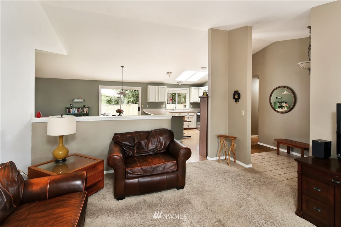 3814 Spring Coulee Road Bellingham, WA 98226 - Photo 4 of 23
