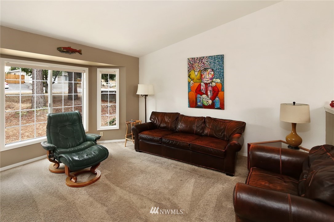 3814 Spring Coulee Road Bellingham, WA 98226 - Photo 5 of 23