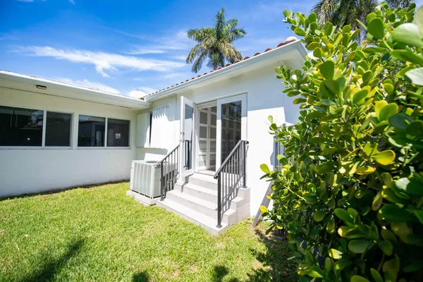 $4,200 | 1532 Fletcher Street, Hollywood, FL 33020
