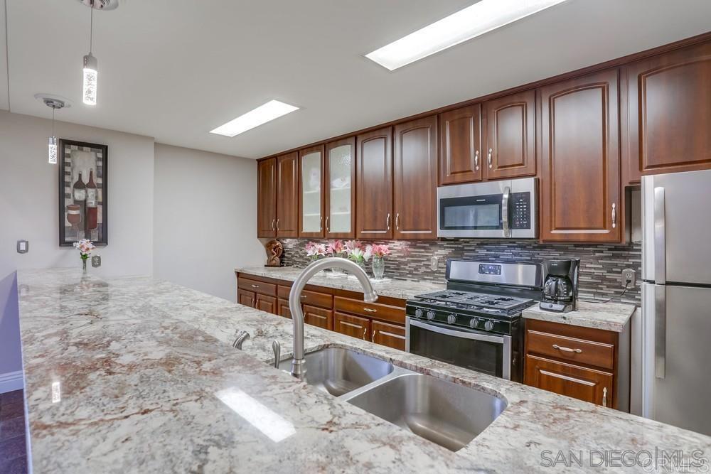 6202 Friars Road, Unit 302 San Diego, CA 92108 - Photo 19 of 28