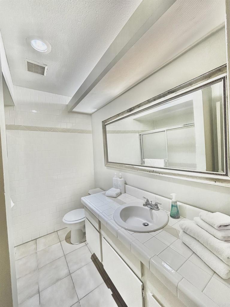 6202 Friars Road, Unit 302 San Diego, CA 92108 - Photo 4 of 19