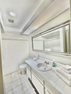 $2,695 | 6202 Friars Road, Unit 302, San Diego, CA 92108