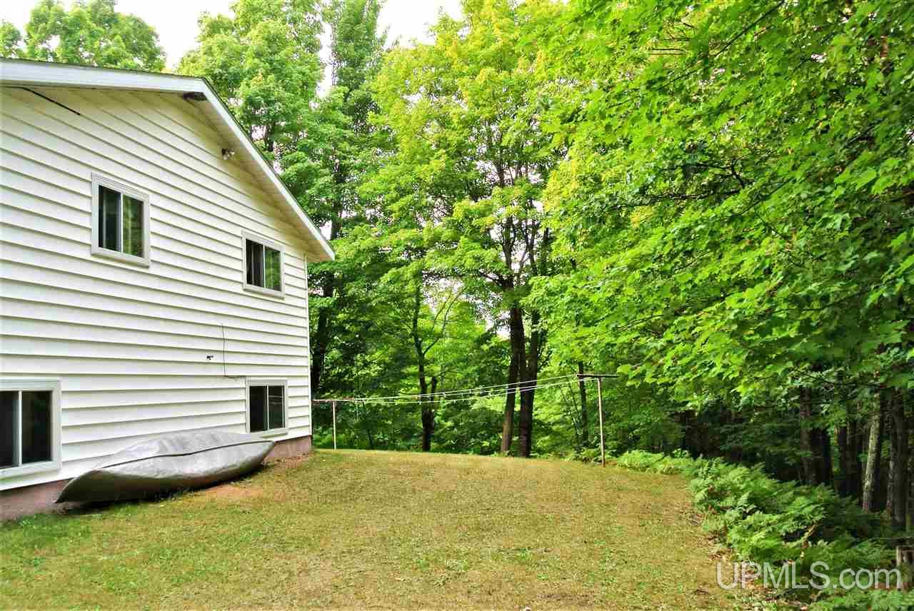 199 Neejee Road Negaunee, MI 49866 - Photo 4 of 32 Gallery Image 4