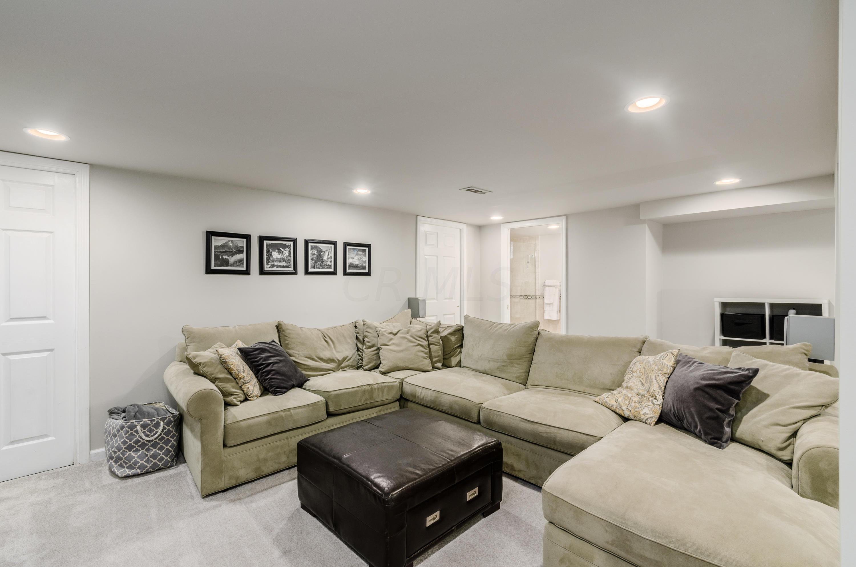 2638 York Road Columbus, OH 43221 - Photo 33 of 66