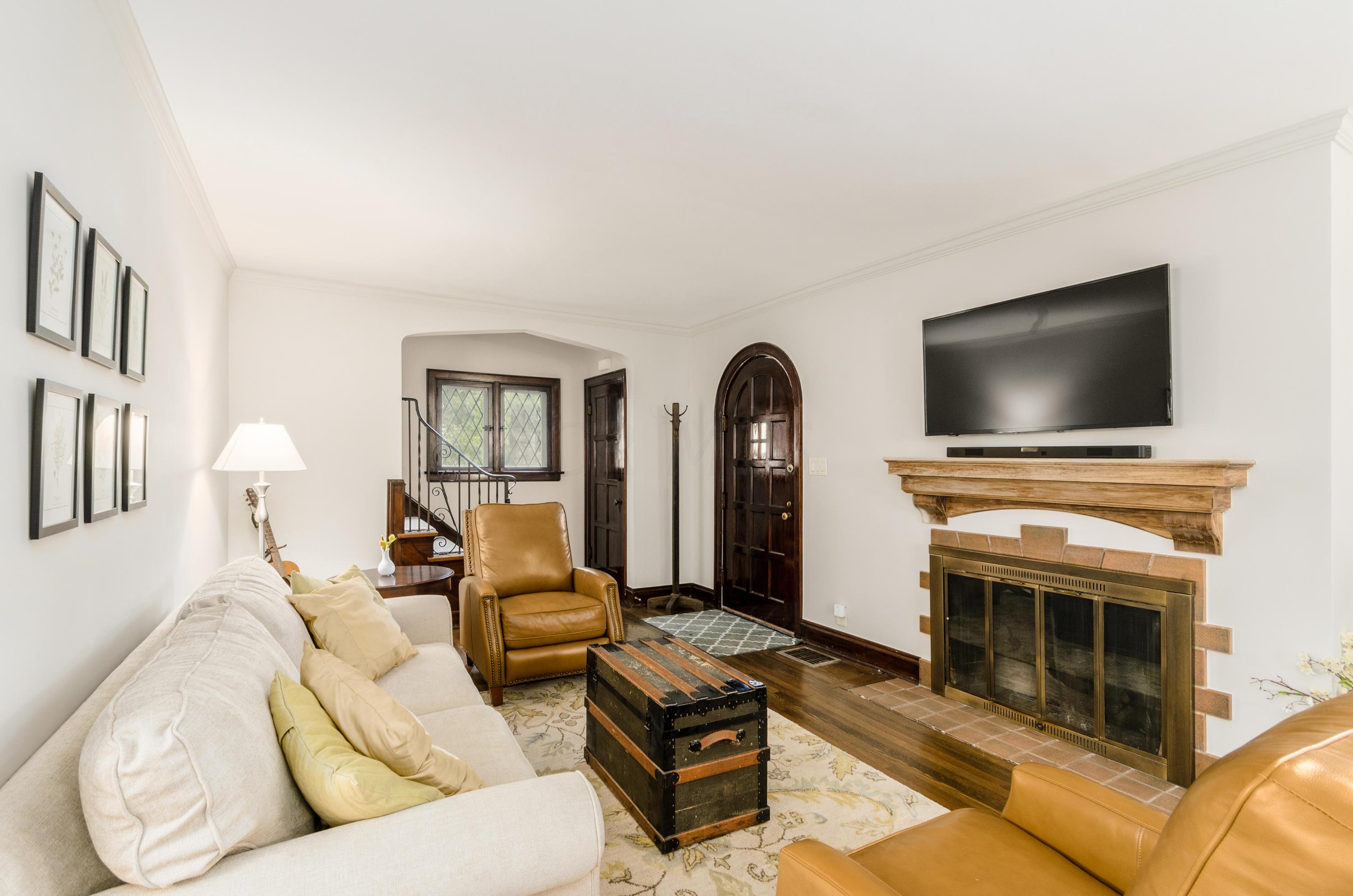 2638 York Road Columbus, OH 43221 - Photo 4 of 66