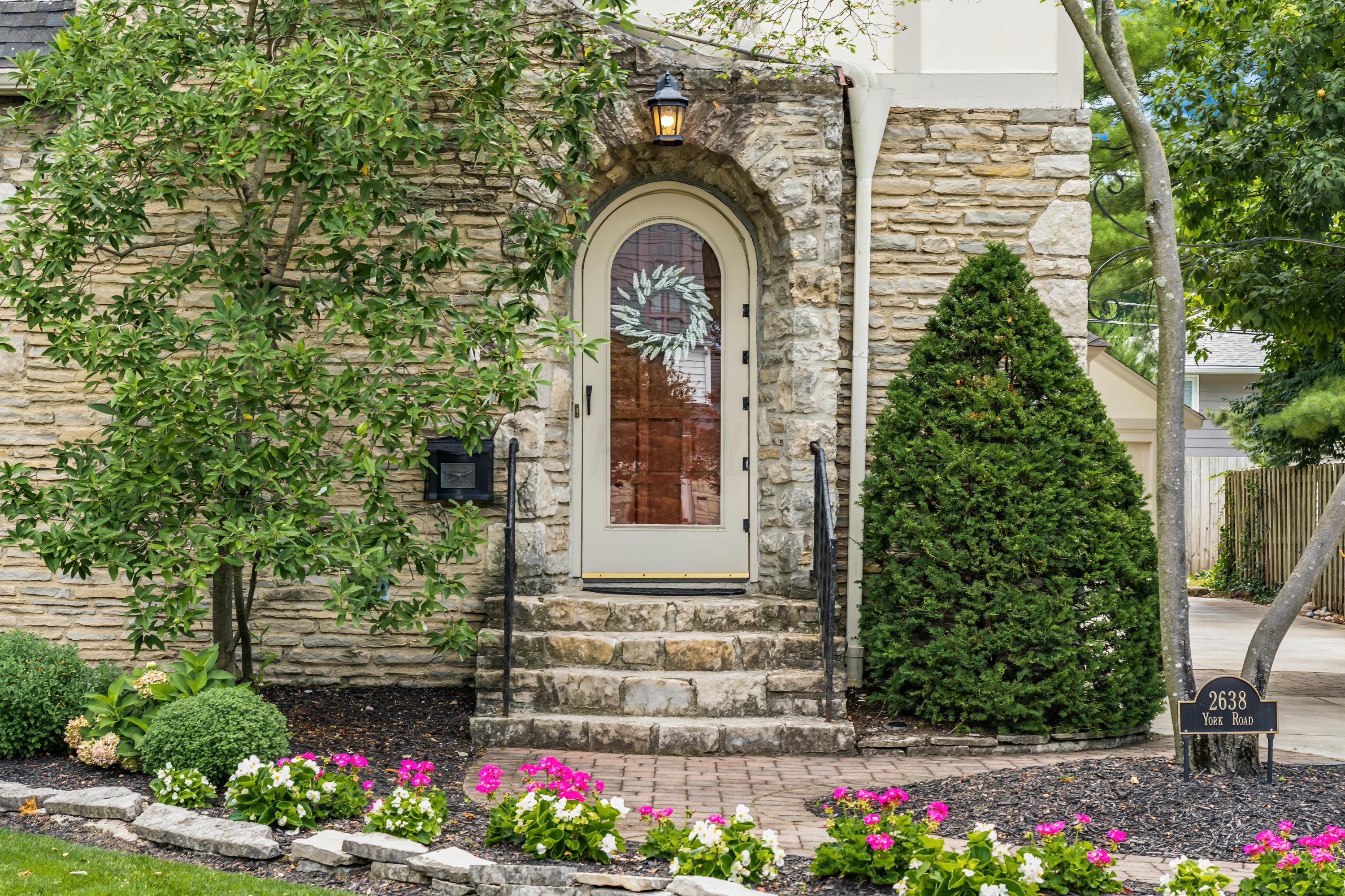 2638 York Road Columbus, OH 43221 - Photo 47 of 66