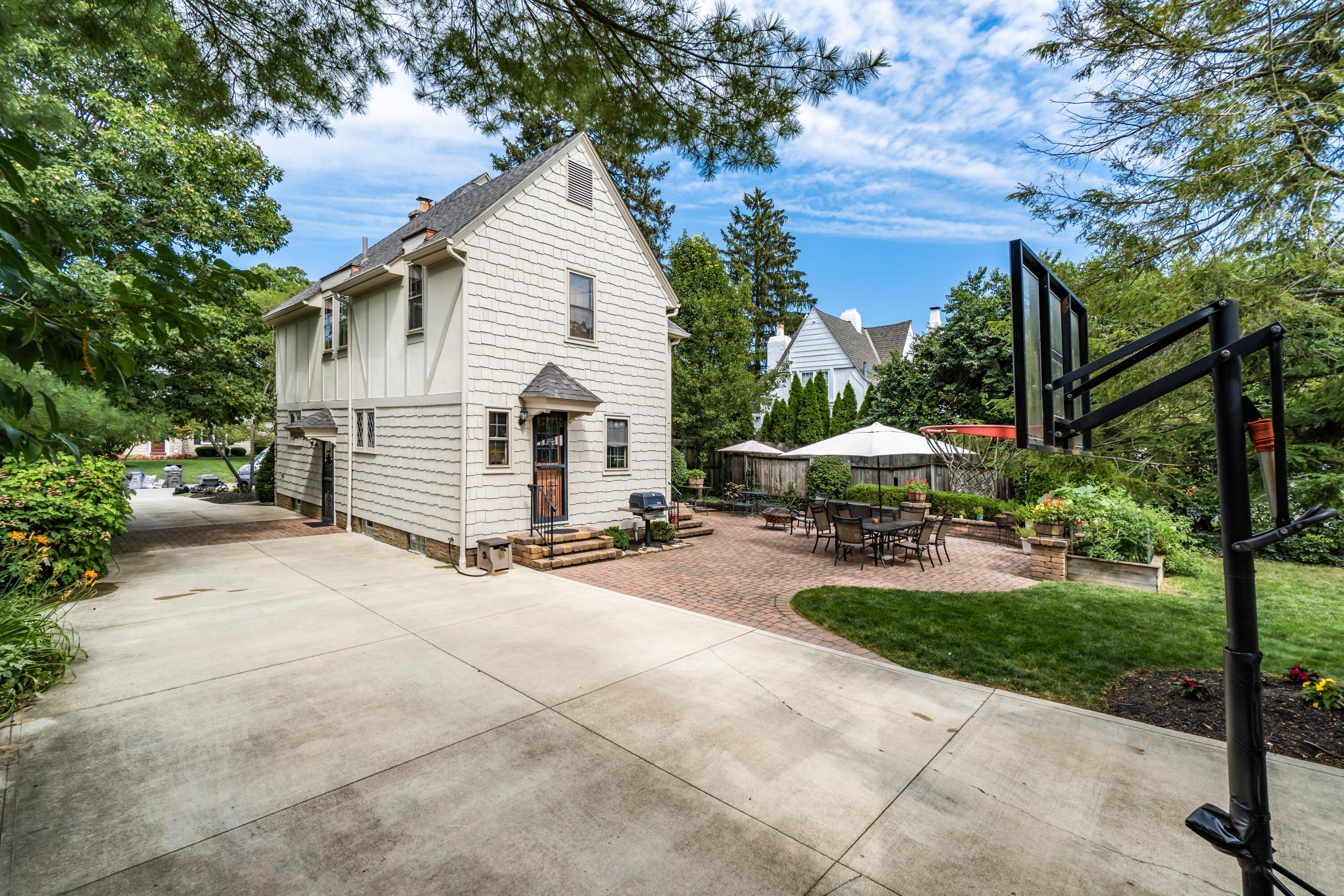 2638 York Road Columbus, OH 43221 - Photo 64 of 66