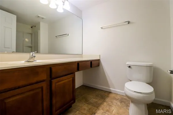 $179,900 | 151 Brandy Mill Circle, Unit F, High Ridge, MO 63049