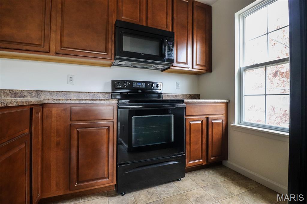 151 Brandy Mill Circle, Unit F High Ridge, MO 63049 - Photo 9 of 20