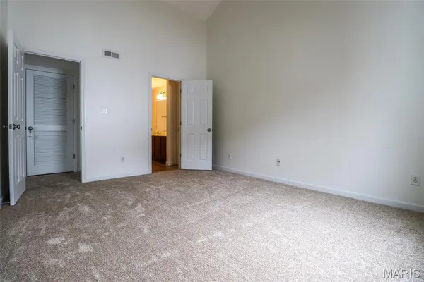 $179,900 | 151 Brandy Mill Circle, Unit F, High Ridge, MO 63049