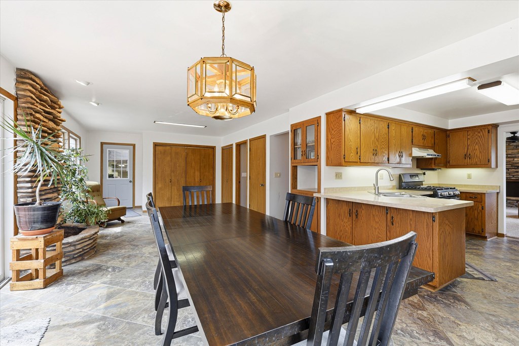 5585 Sunny Slope Road Egg Harbor, WI 54209 - Photo 4 of 32