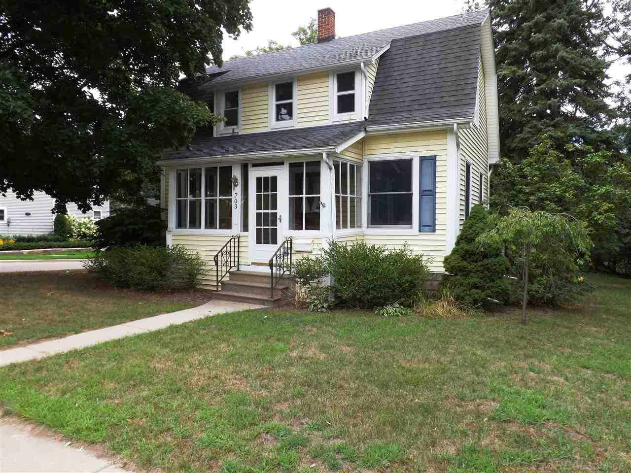 703 1st Street Rochester, MI 48307 - Photo 1 of 15