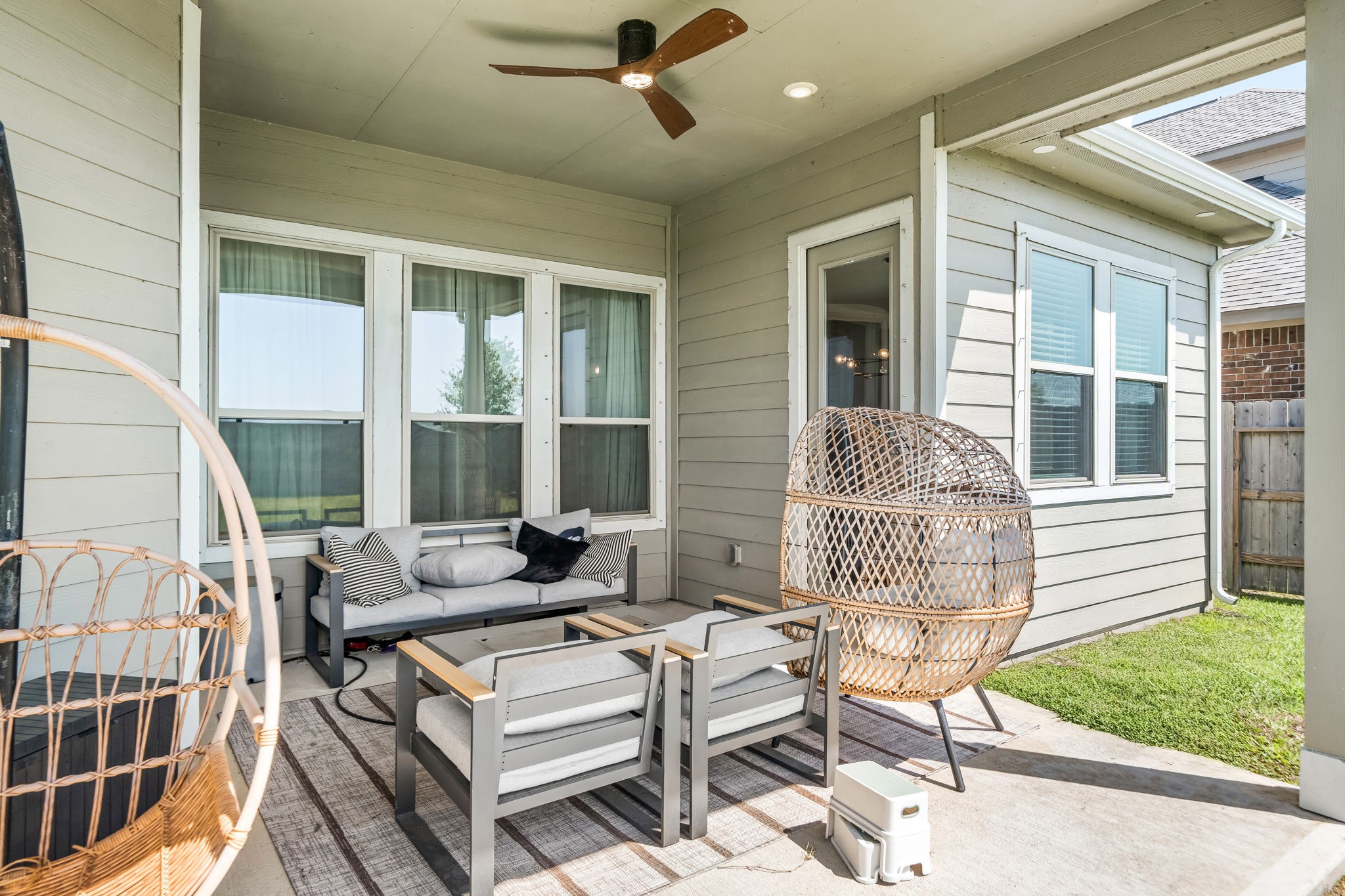 1722 Darwin Cedar Drive Rosharon, TX 77583 - Photo 25 of 37