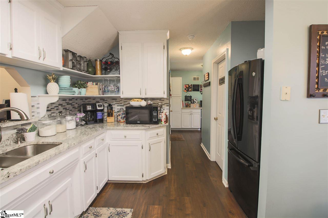 930 State Rd S-30-80 Ware Shoals, SC 29692 - Photo 8 of 26