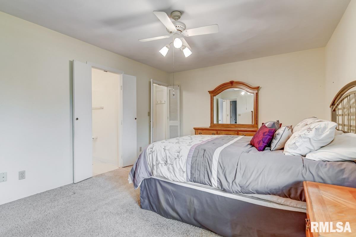 8 Brookside Place Springfield, IL 62704 - Photo 22 of 33 Gallery Image 22