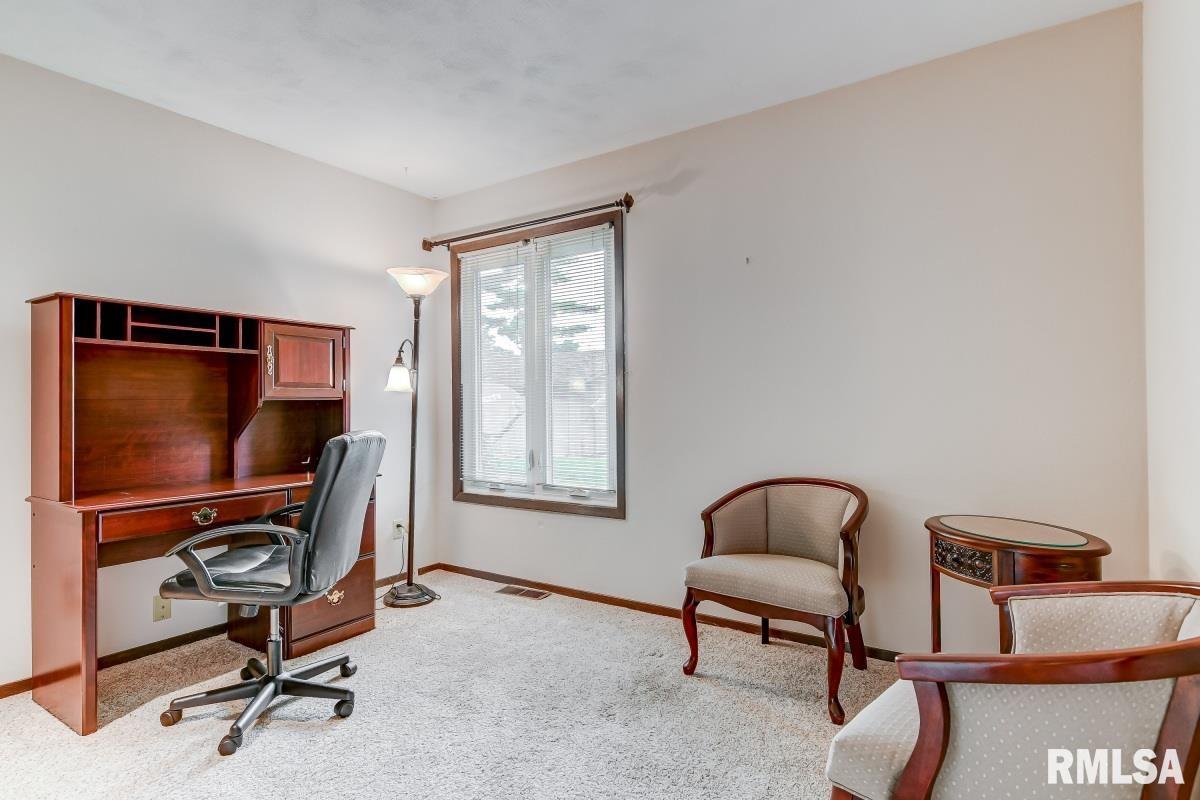 8 Brookside Place Springfield, IL 62704 - Photo 27 of 33 Gallery Image 27