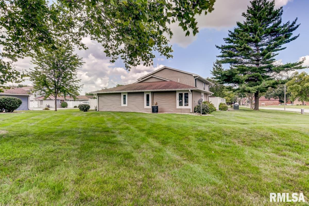 8 Brookside Place Springfield, IL 62704 - Photo 30 of 33 Gallery Image 30