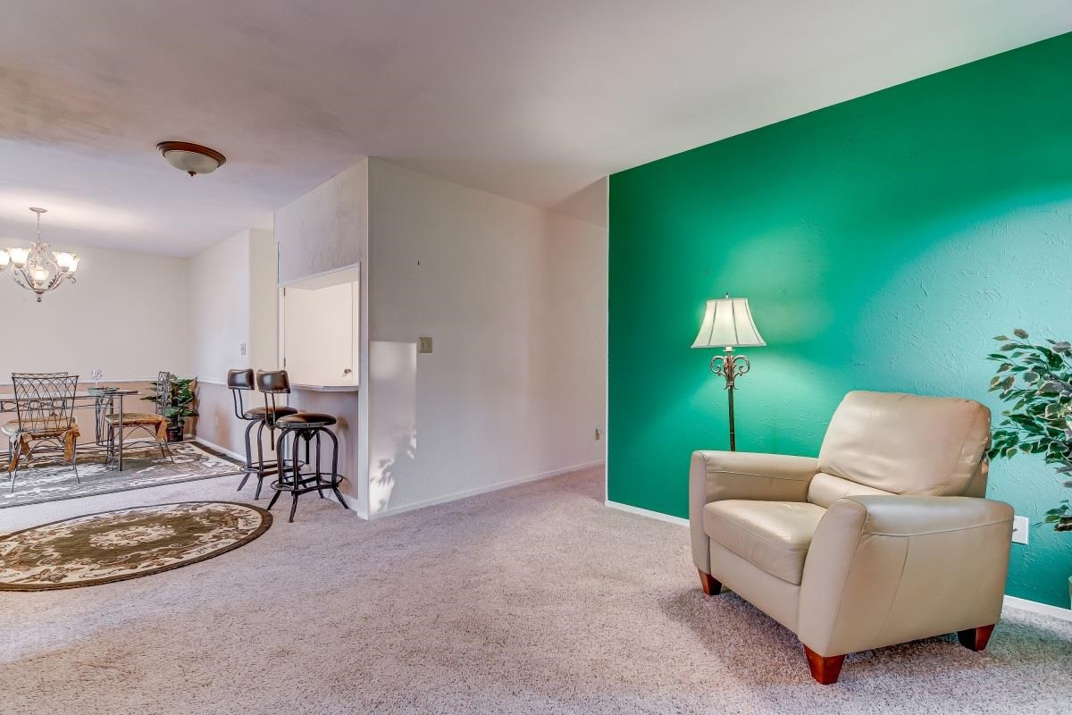 8 Brookside Place Springfield, IL 62704 - Photo 6 of 33 Gallery Image 6