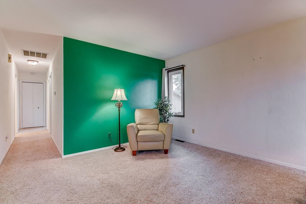 8 Brookside Place Springfield, IL 62704 - Photo 7 of 33 Gallery Image 7