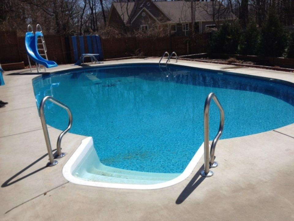 18346 North Fruitport Road Spring Lake, MI 49456 - Photo 9 of 42 Pool