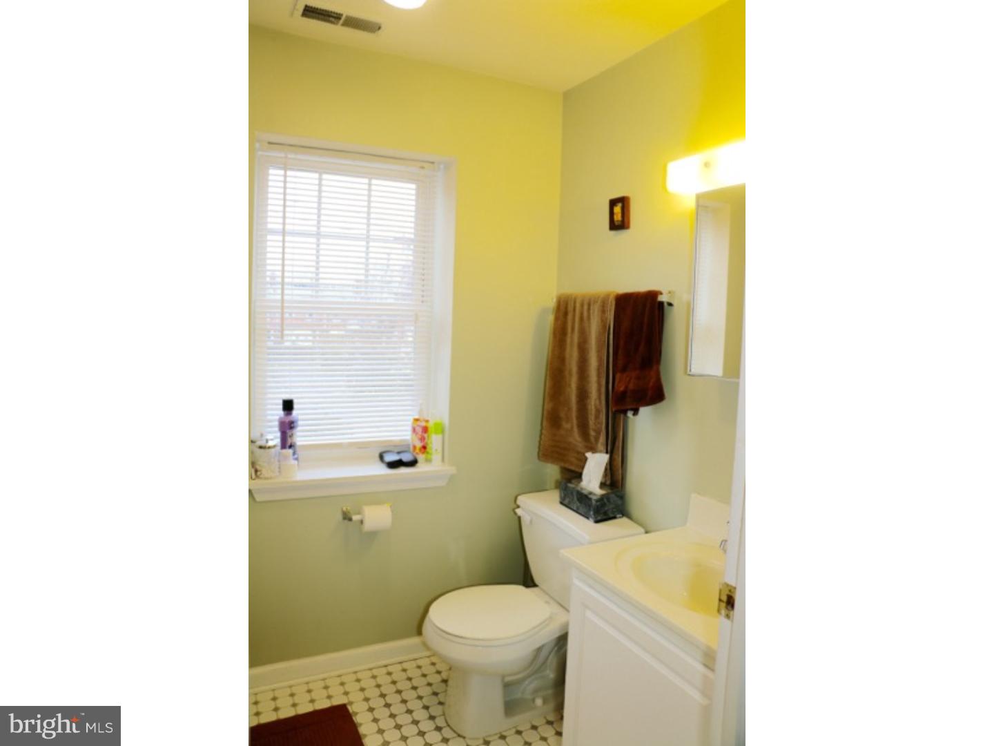 3184 Alabama Road Camden, NJ 08104 - Photo 14 of 16 Bathroom