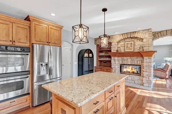 $825,000 | 710 Reserve Court, South Elgin, IL 60177